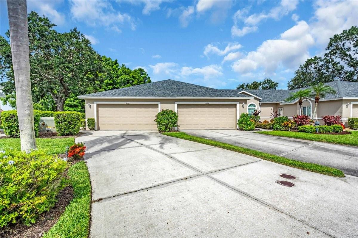 Image 3 of 62 For 6908 Stoneywalk Court