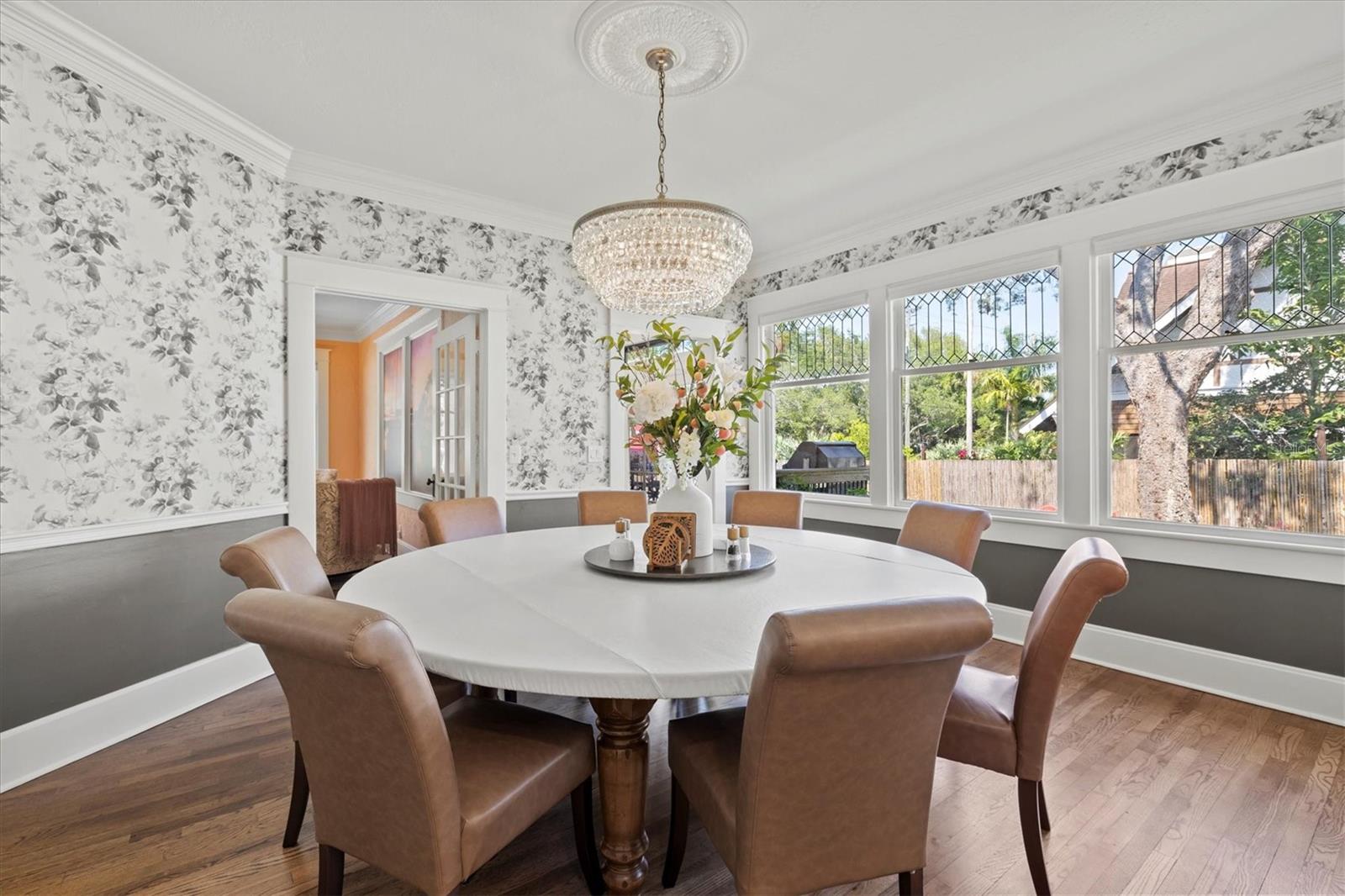 Image 11 of 81 For 1523 1st Avenue W