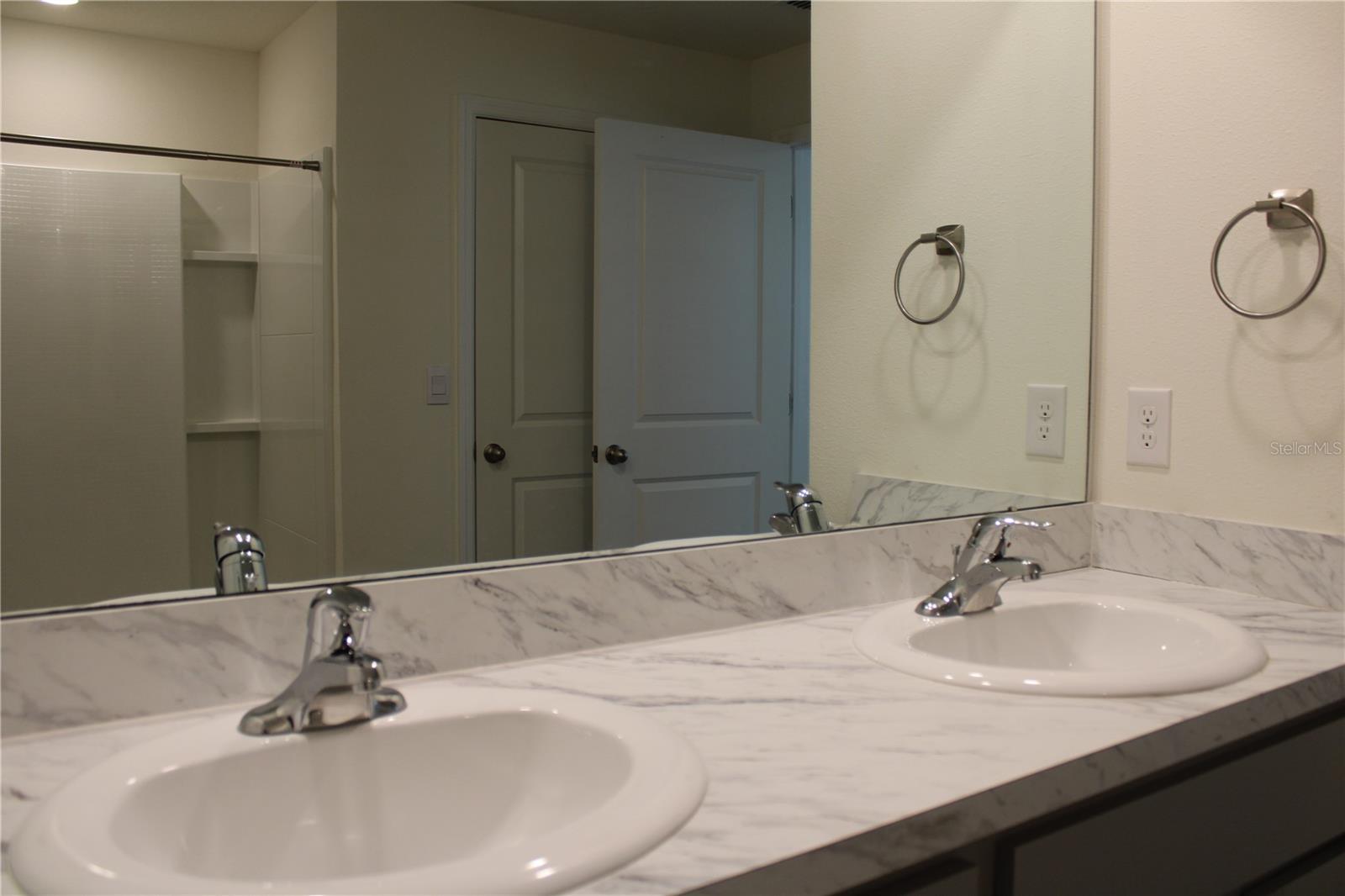 Image 17 of 36 For 2958 Great Abaco Way