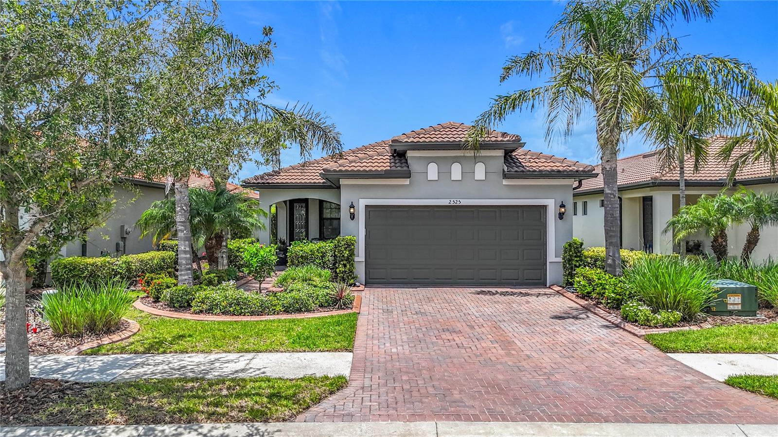 Image 28 of 33 For 2525 Daisy Drive
