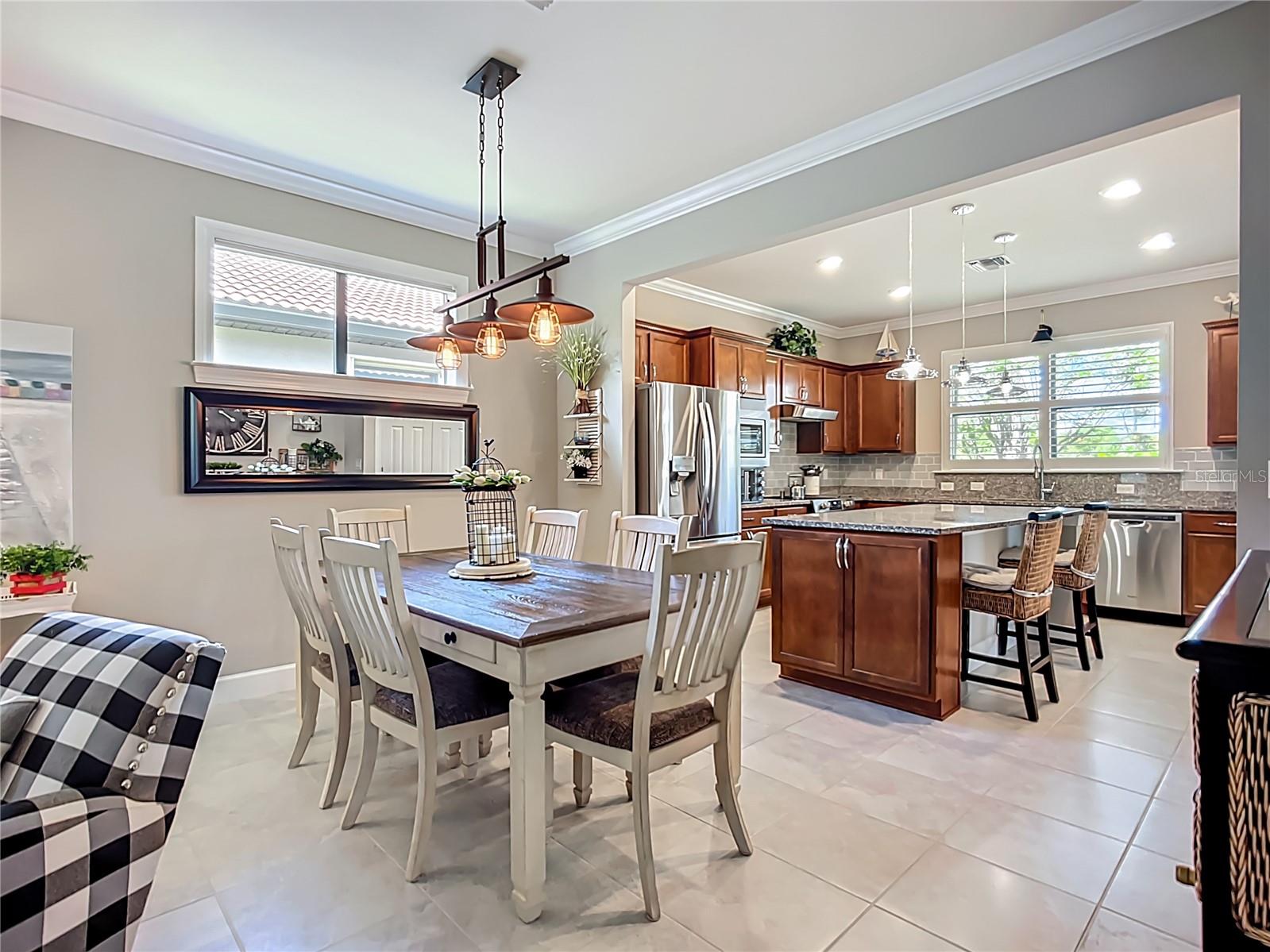Image 6 of 33 For 2525 Daisy Drive