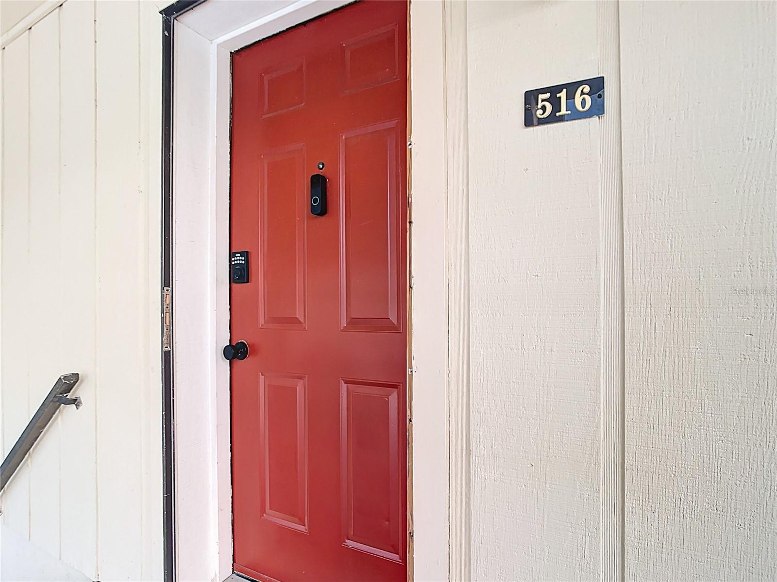 Image 6 of 44 For 516 Parkdale Mews  516