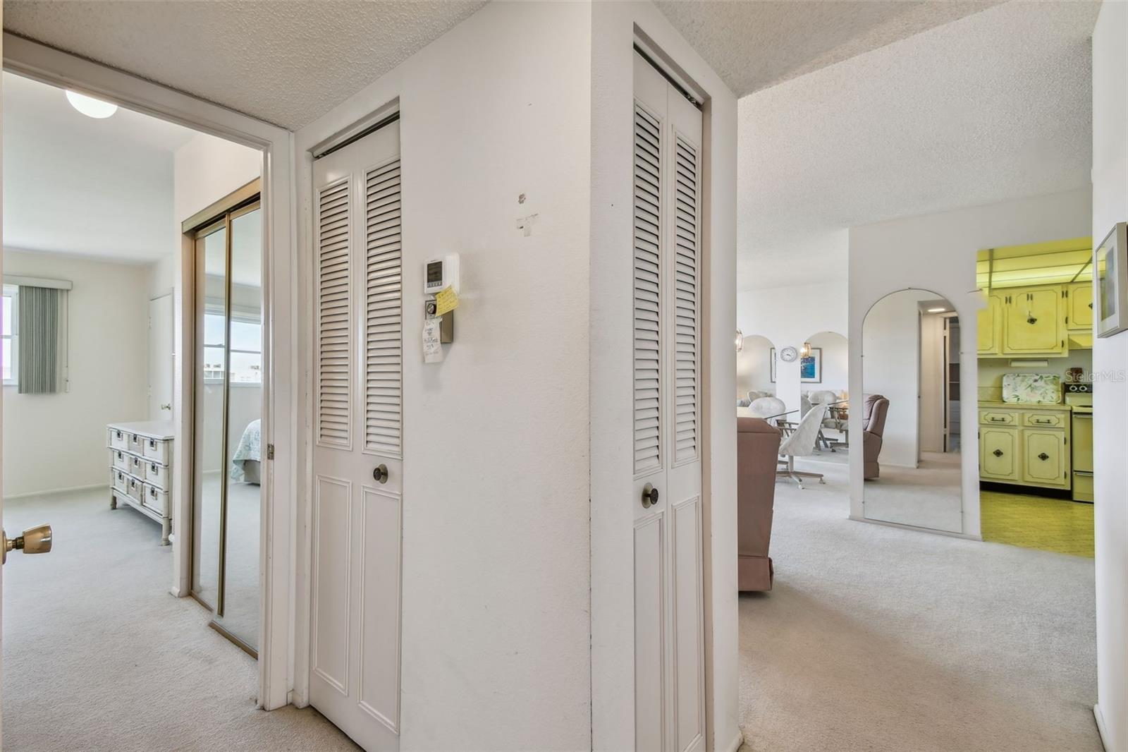 Image 32 of 64 For 3680 Ironwood Circle  704-l