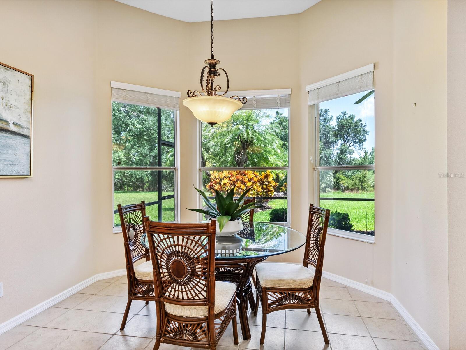 Image 12 of 69 For 6851 Bay Hill Drive