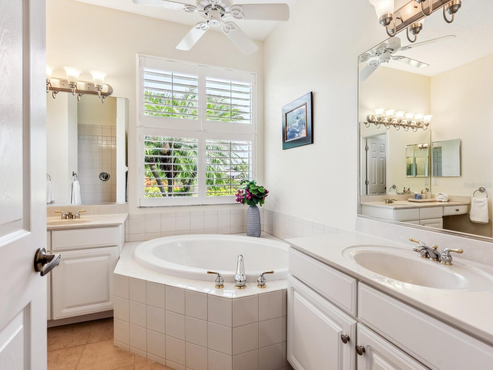 Image 19 of 69 For 6851 Bay Hill Drive