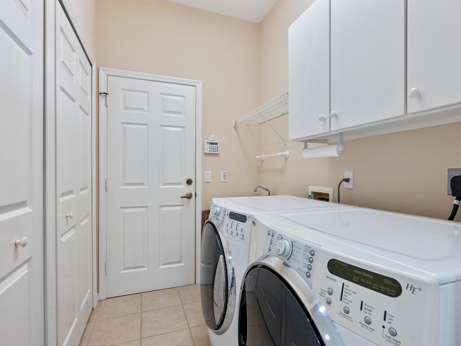 Image 35 of 69 For 6851 Bay Hill Drive