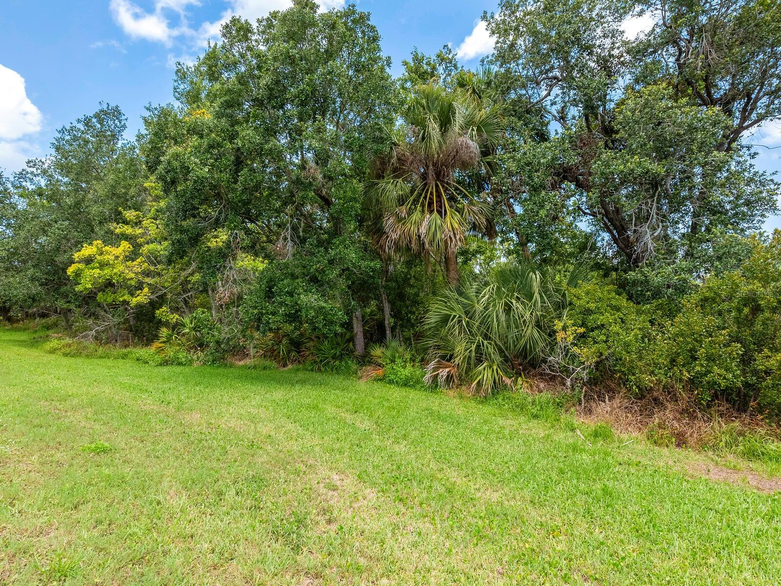 Image 39 of 69 For 6851 Bay Hill Drive