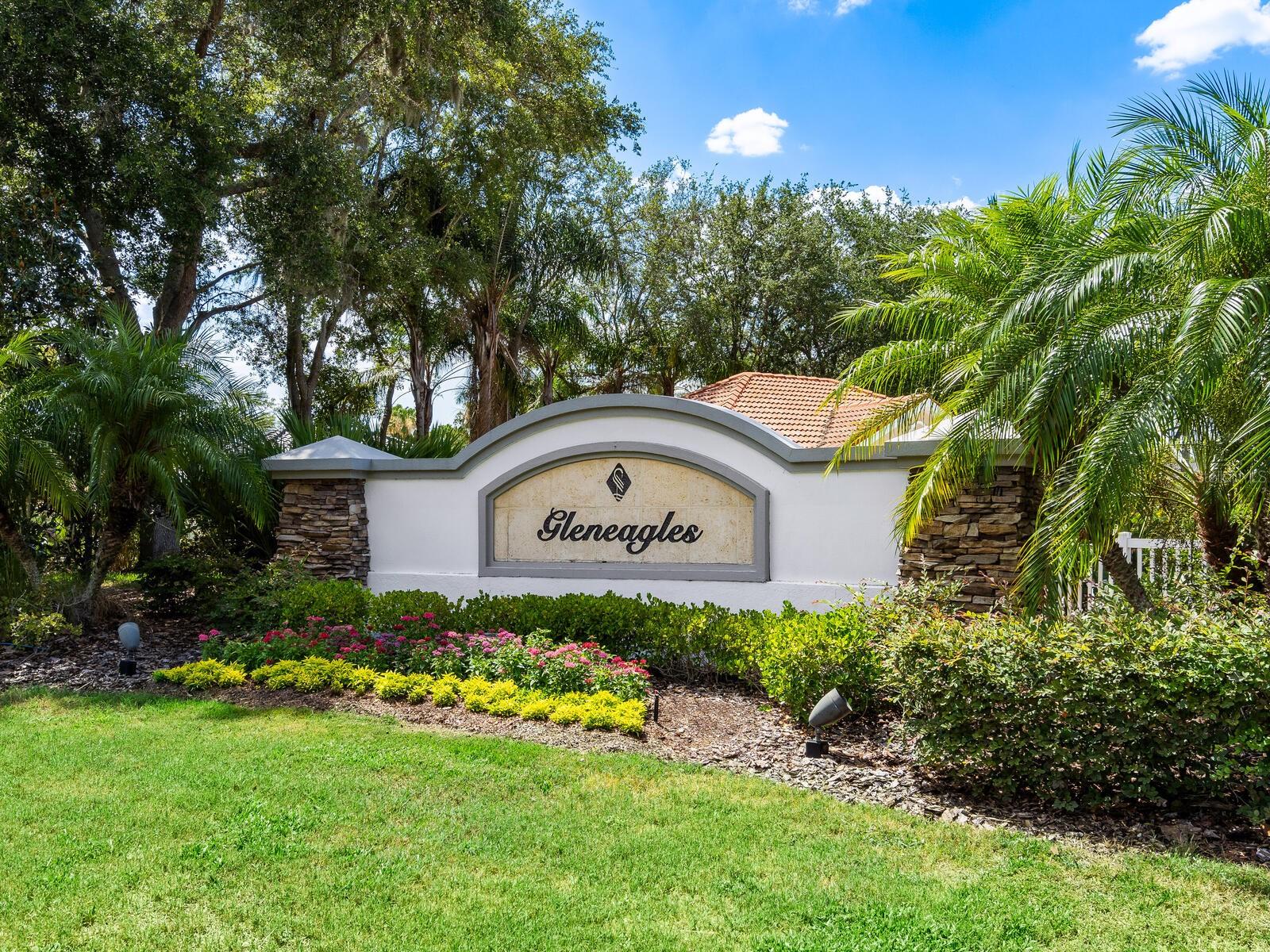 Image 9 of 69 For 6851 Bay Hill Drive