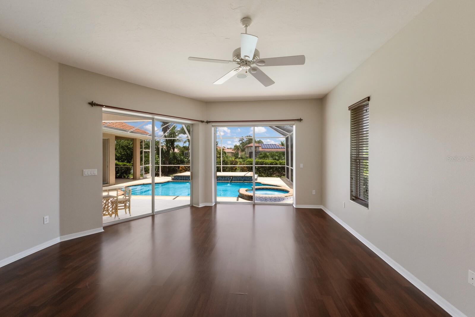 Image 13 of 58 For 8136 Deerbrook Circle