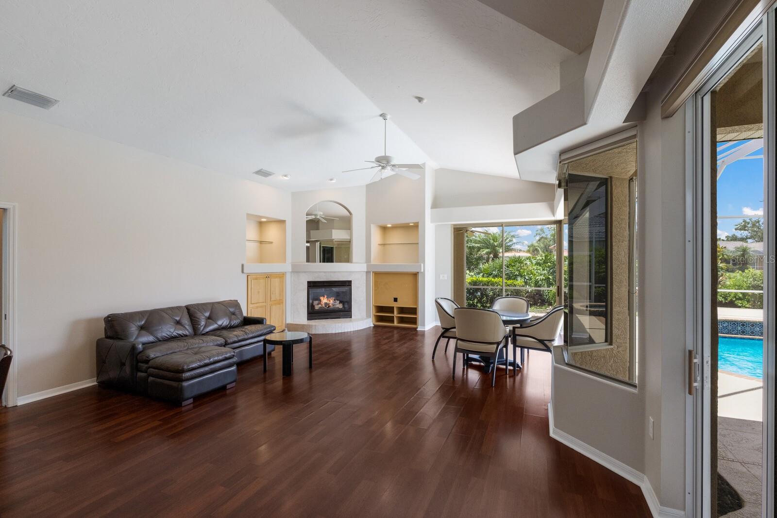 Image 16 of 58 For 8136 Deerbrook Circle