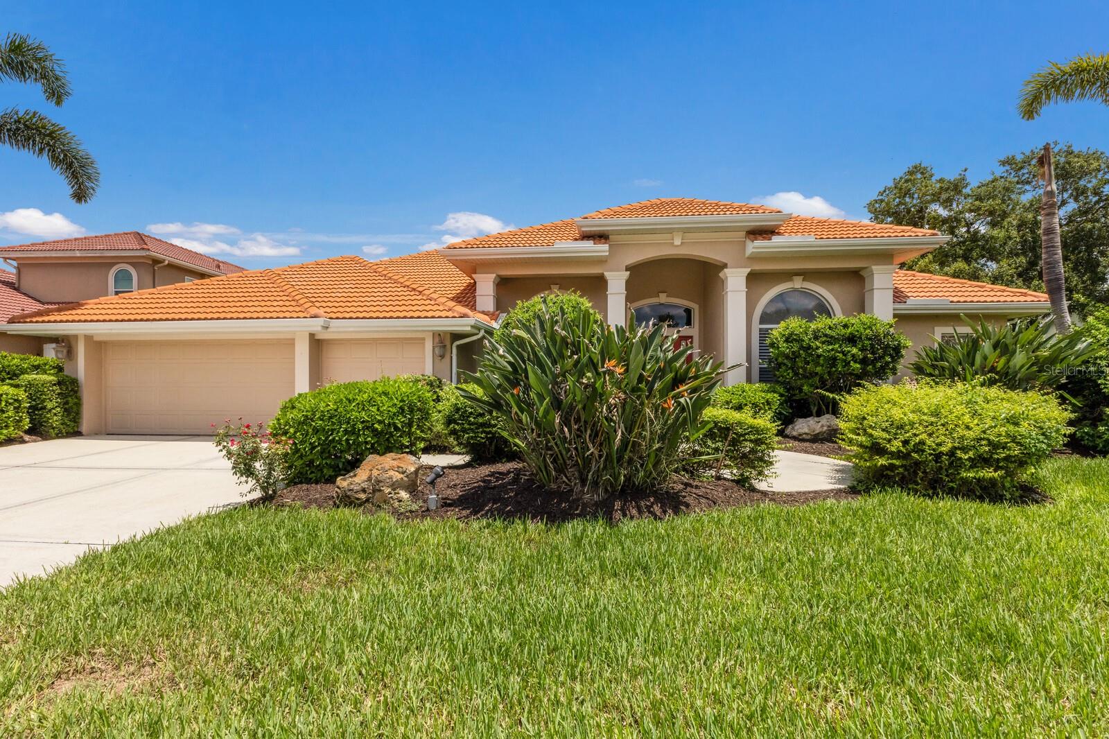 Image 3 of 58 For 8136 Deerbrook Circle