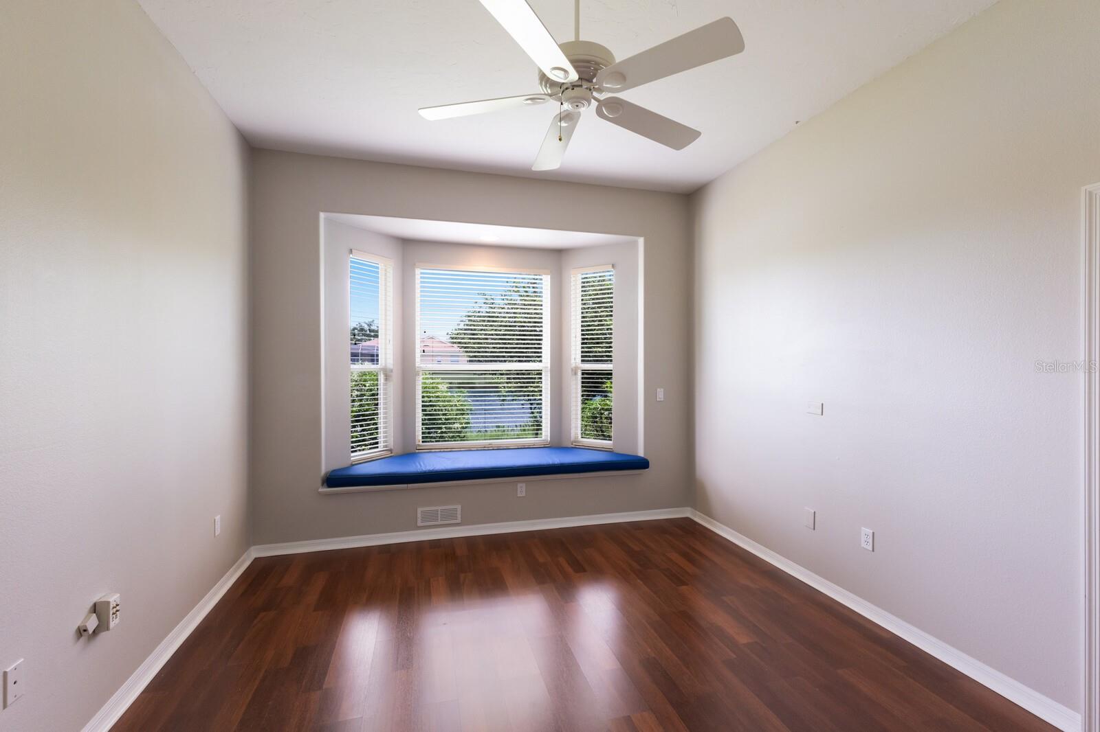 Image 31 of 58 For 8136 Deerbrook Circle