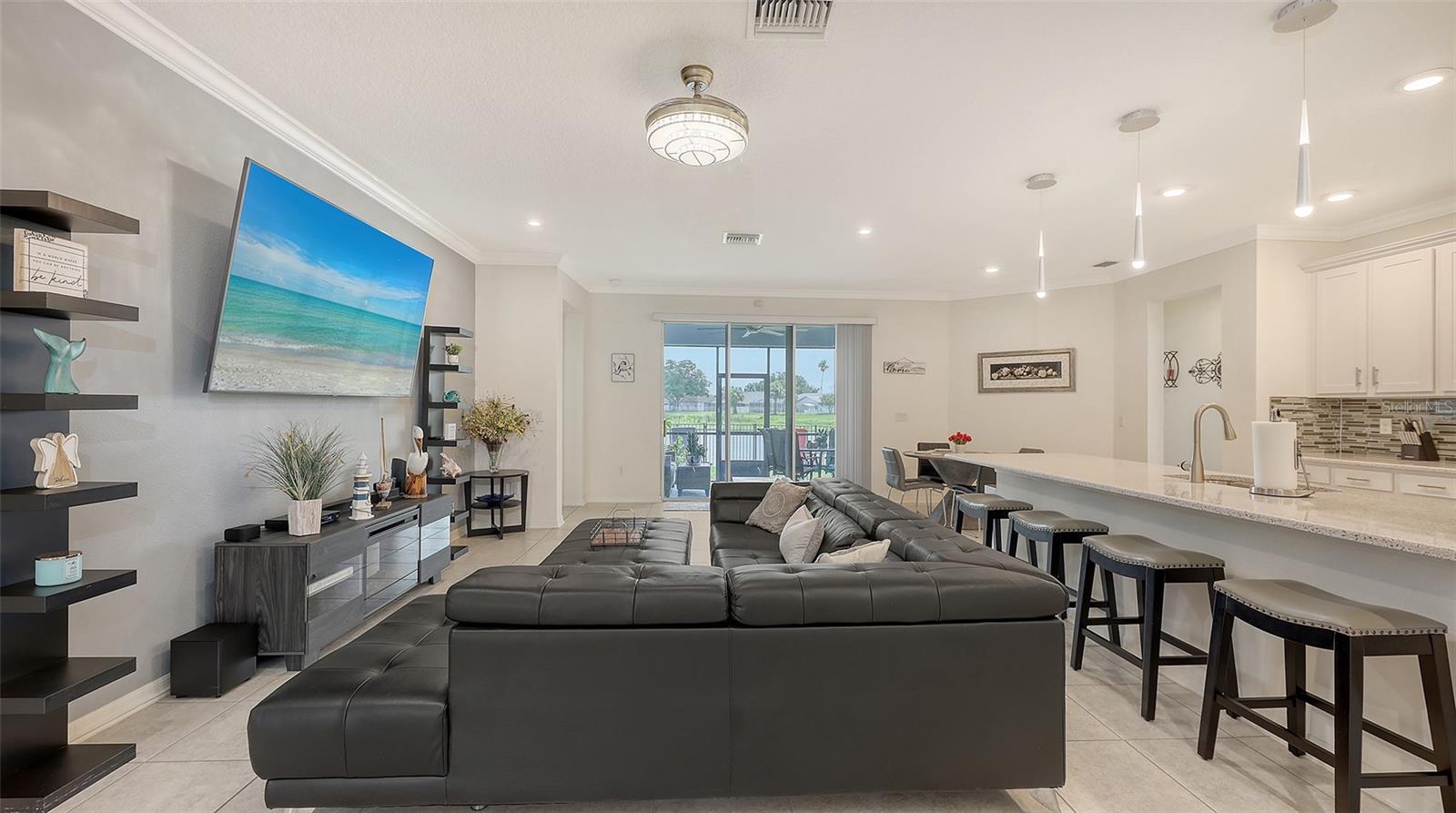 Image 12 of 89 For 5910 Hevena Court