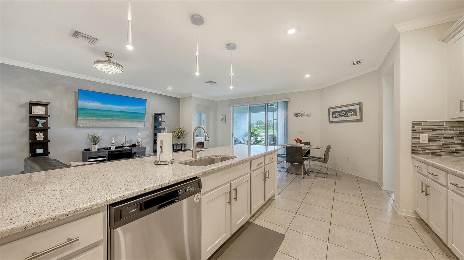 Image 23 of 89 For 5910 Hevena Court