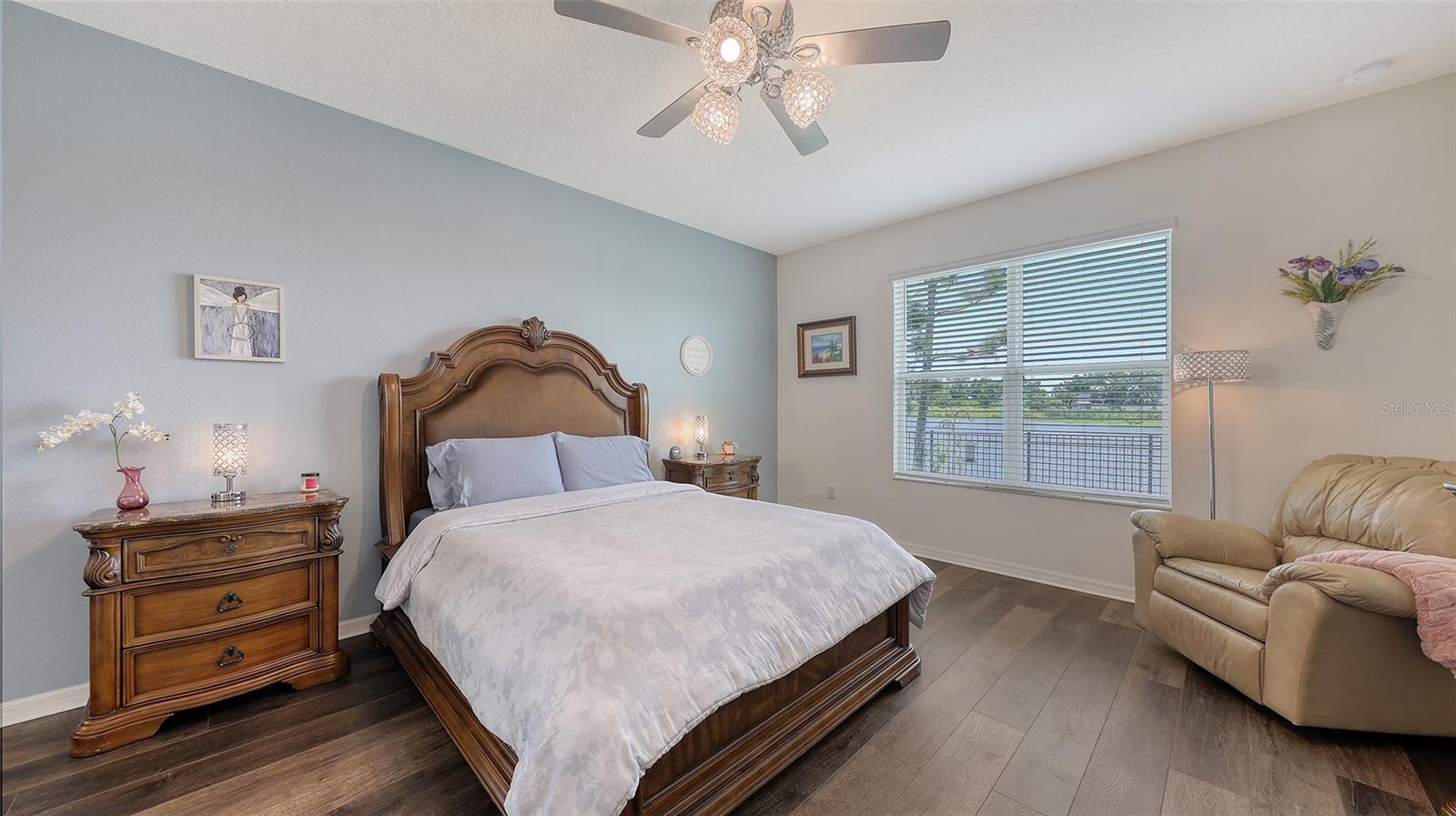 Image 27 of 89 For 5910 Hevena Court