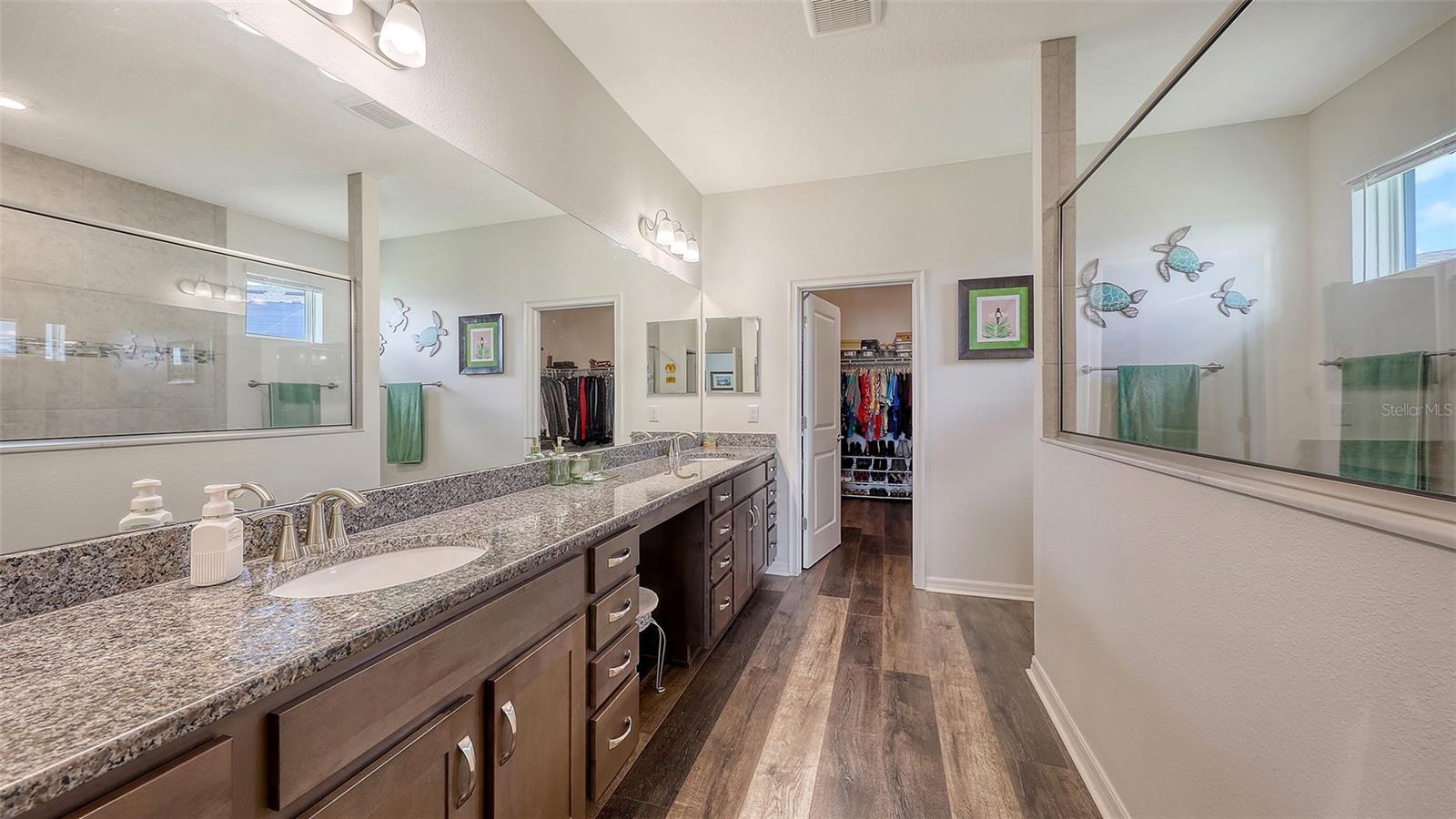 Image 30 of 89 For 5910 Hevena Court