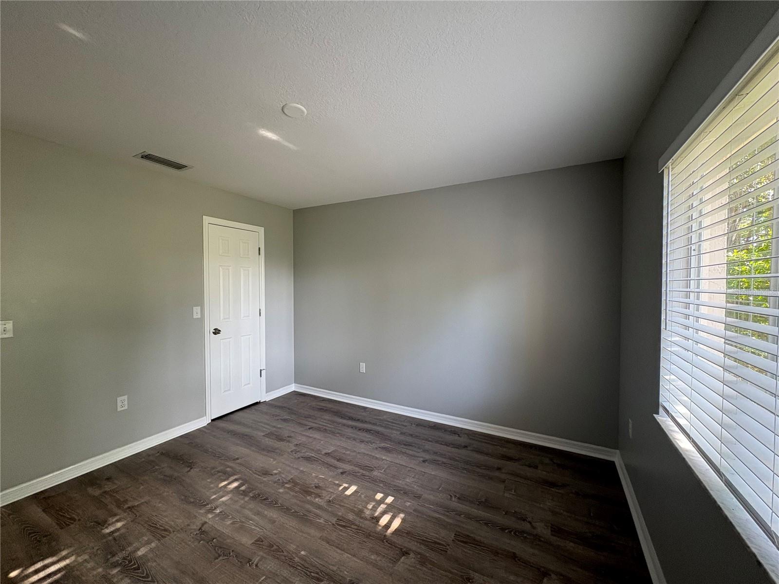 Image 10 of 19 For 4031 Wake Avenue