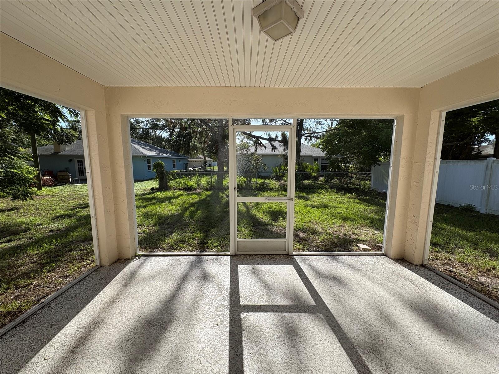 Image 16 of 19 For 4031 Wake Avenue