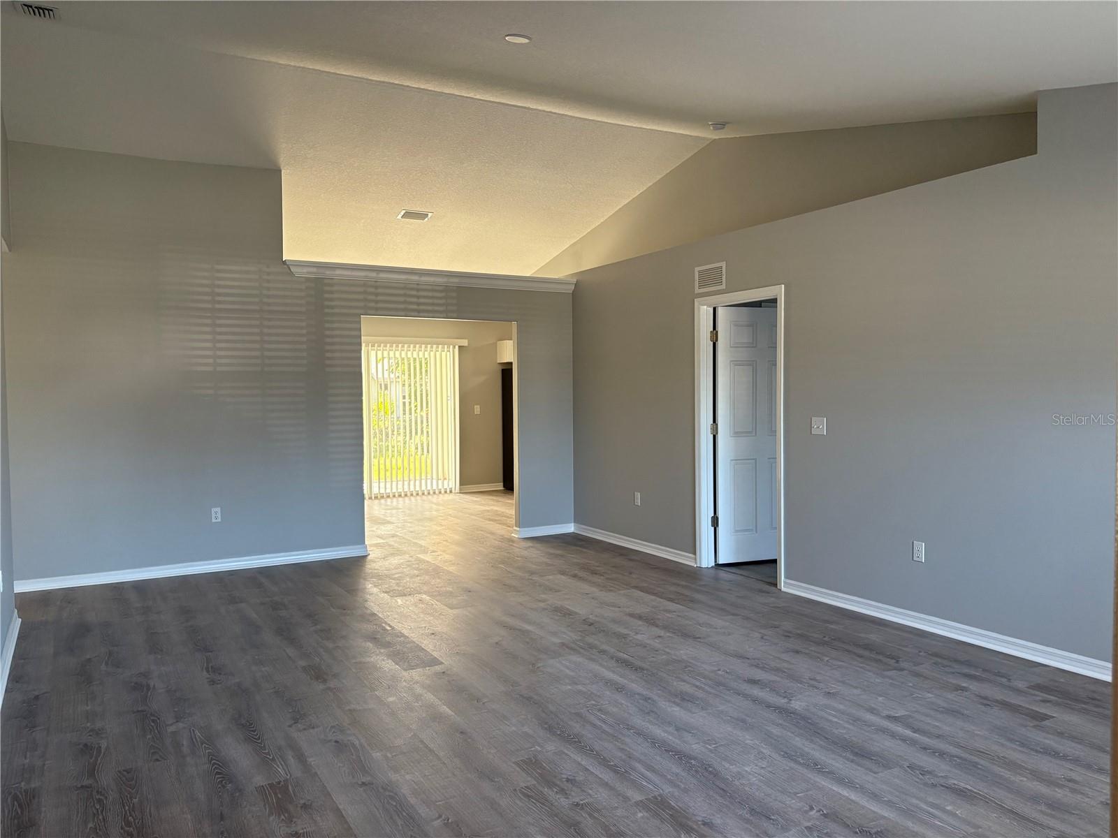 Image 2 of 19 For 4031 Wake Avenue