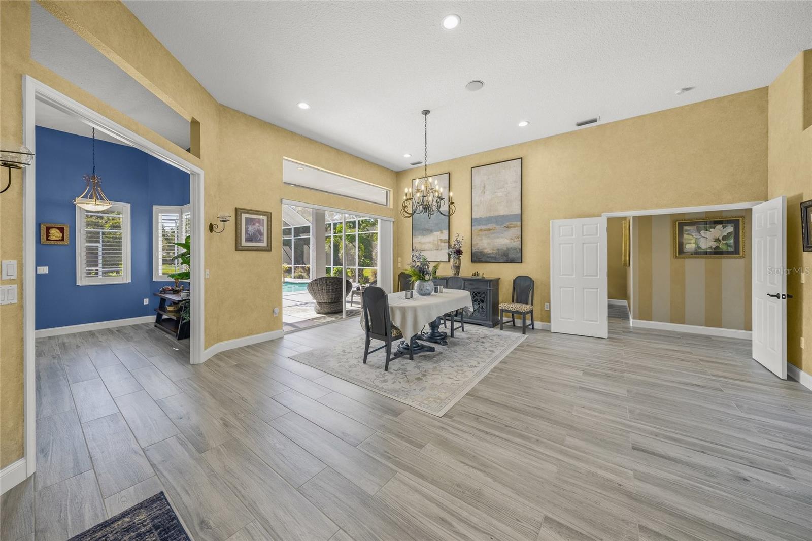 Image 12 of 76 For 8924 Misty Creek Drive