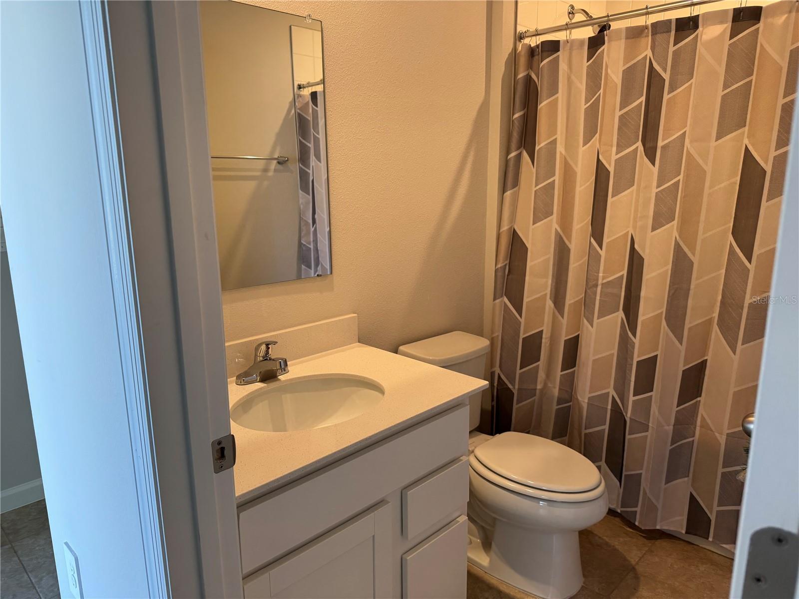 Image 14 of 40 For 807 170th Court E