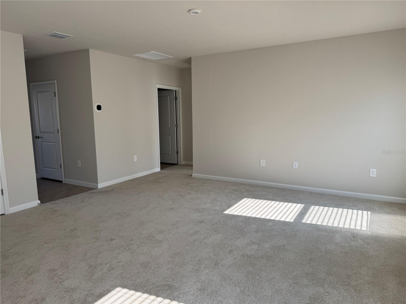 Image 20 of 40 For 807 170th Court E