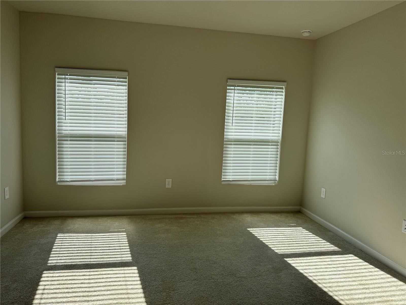 Image 21 of 40 For 807 170th Court E