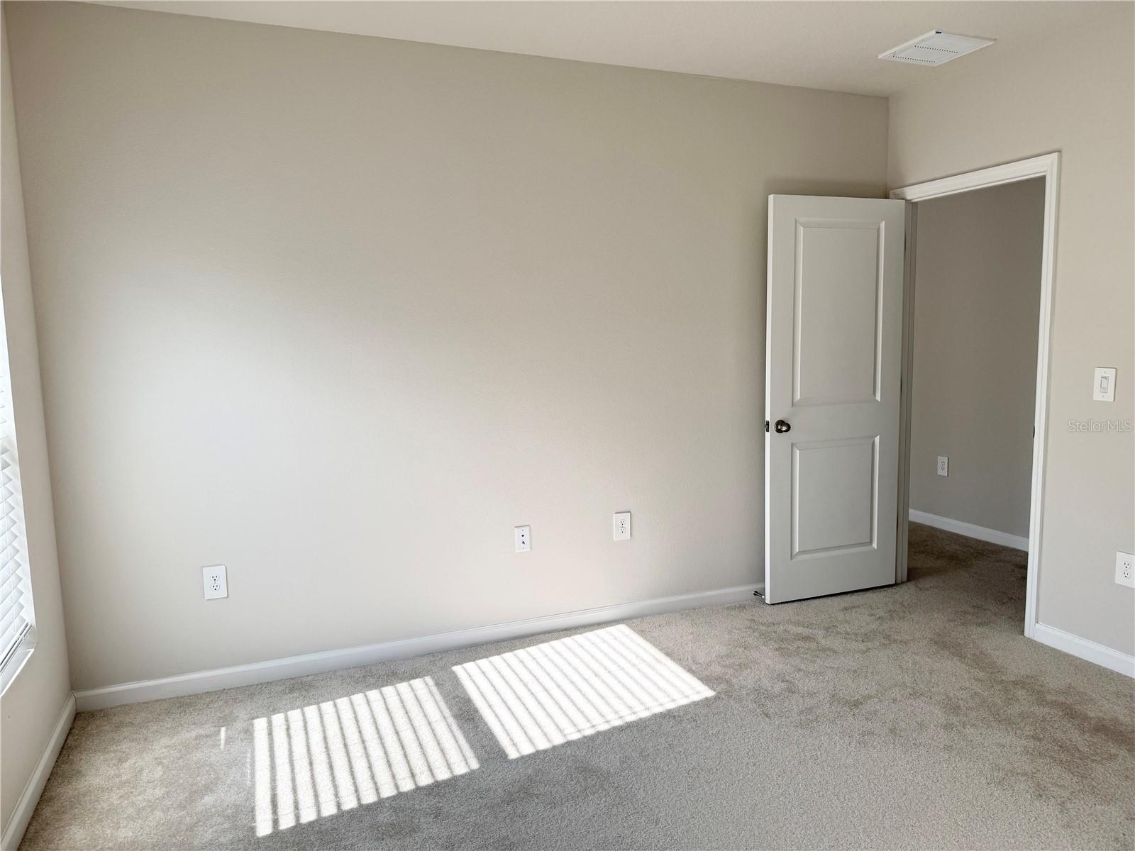 Image 27 of 40 For 807 170th Court E