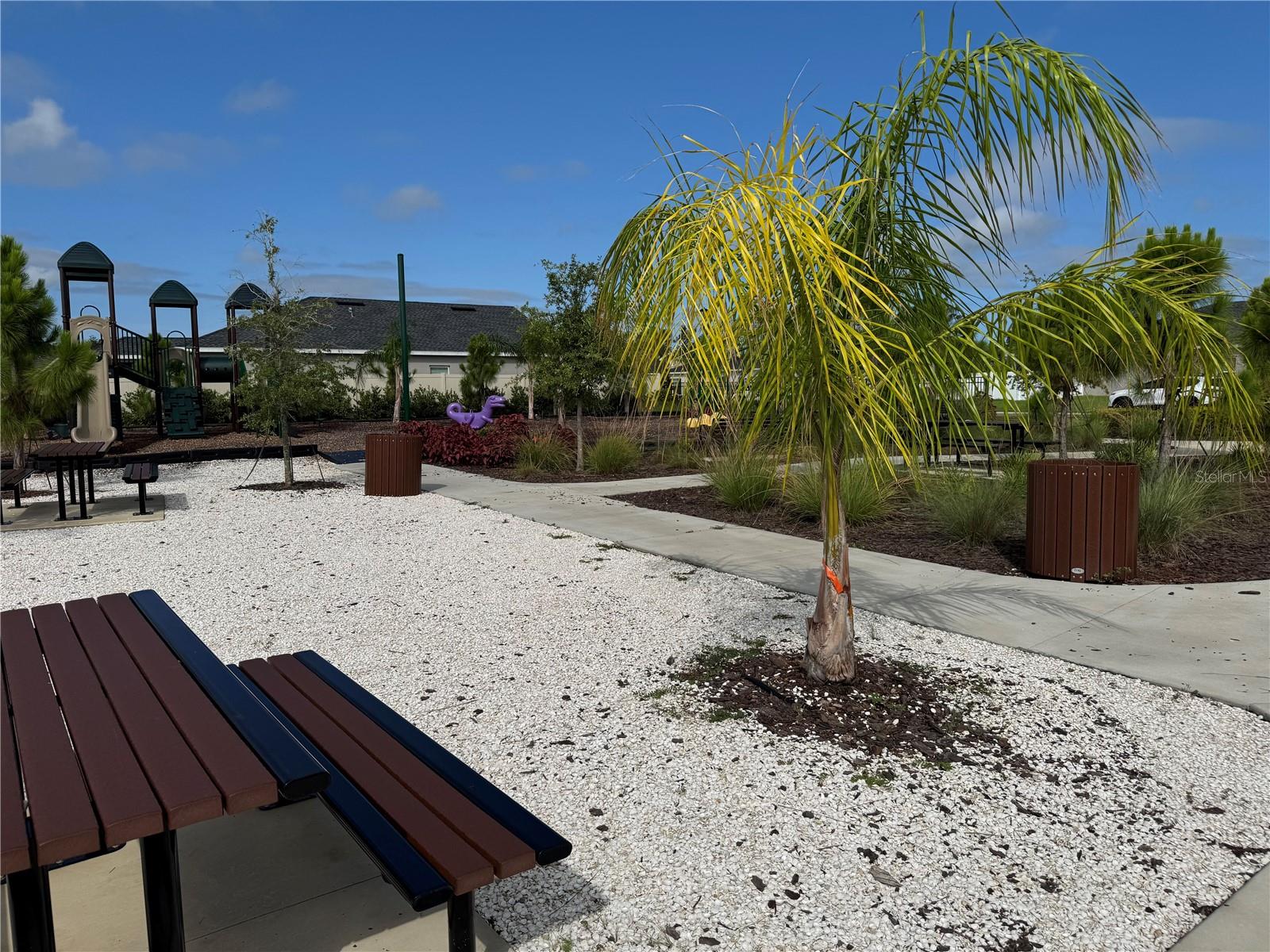 Image 33 of 40 For 807 170th Court E