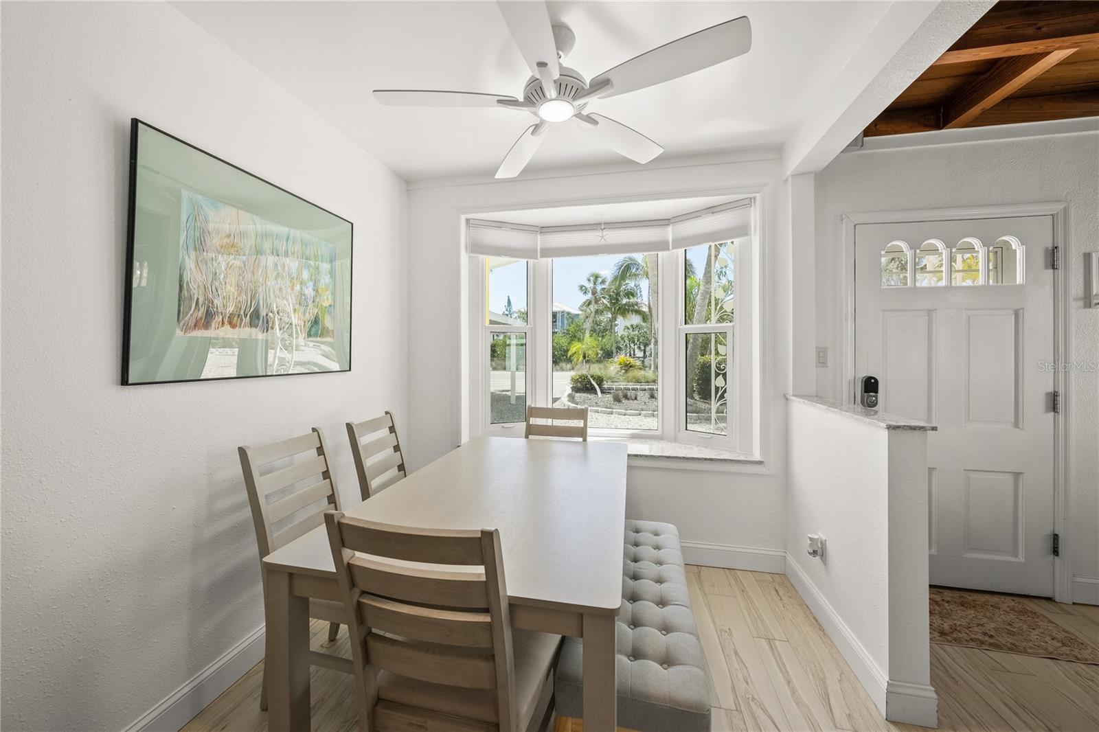 Image 13 of 82 For 627 Avenida Del Norte