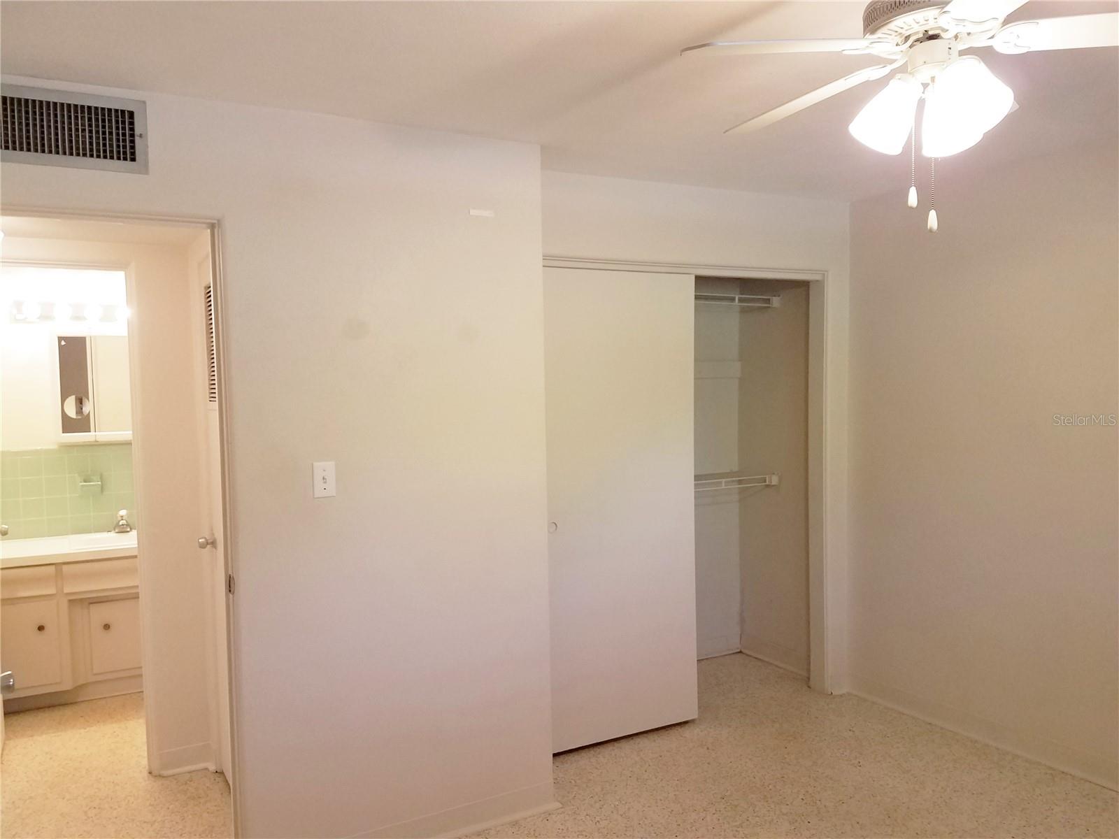 Image 13 of 43 For 2155 Wood Street A26