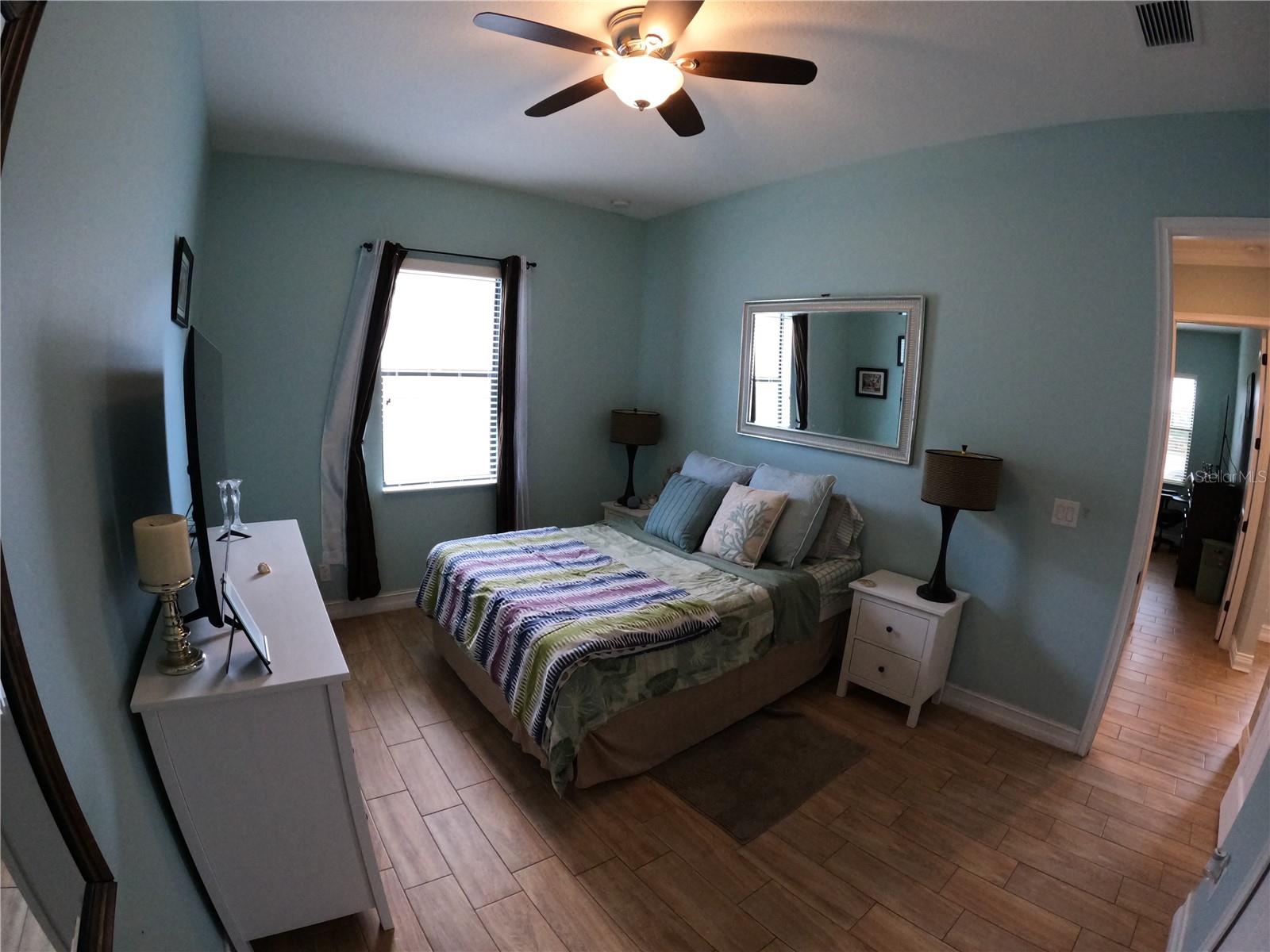 Image 36 of 40 For 6619 35th Court E