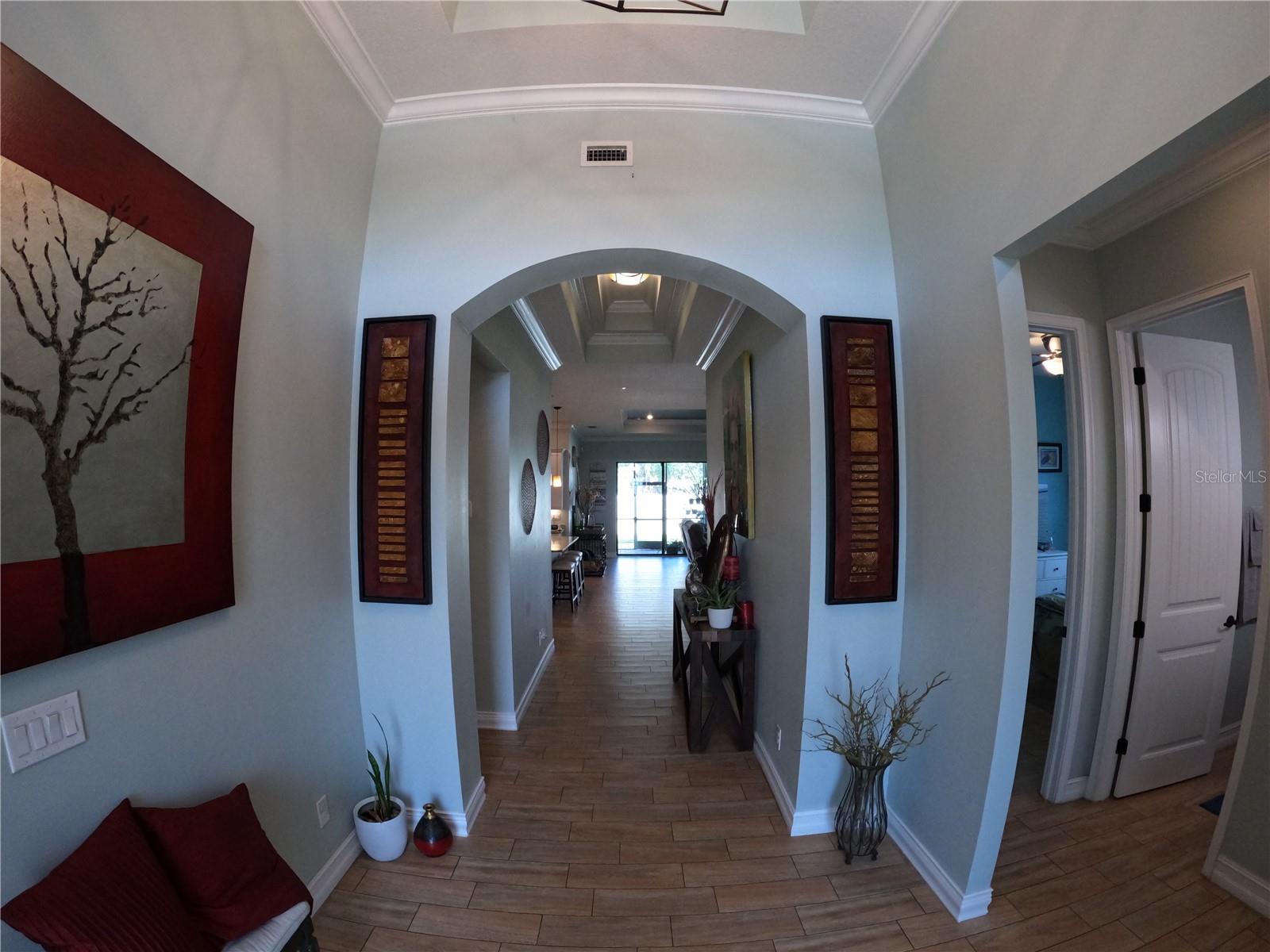 Image 7 of 40 For 6619 35th Court E