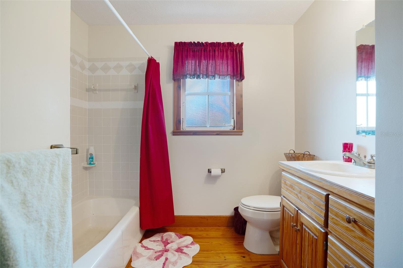 Image 11 of 35 For 5034 257th Street E