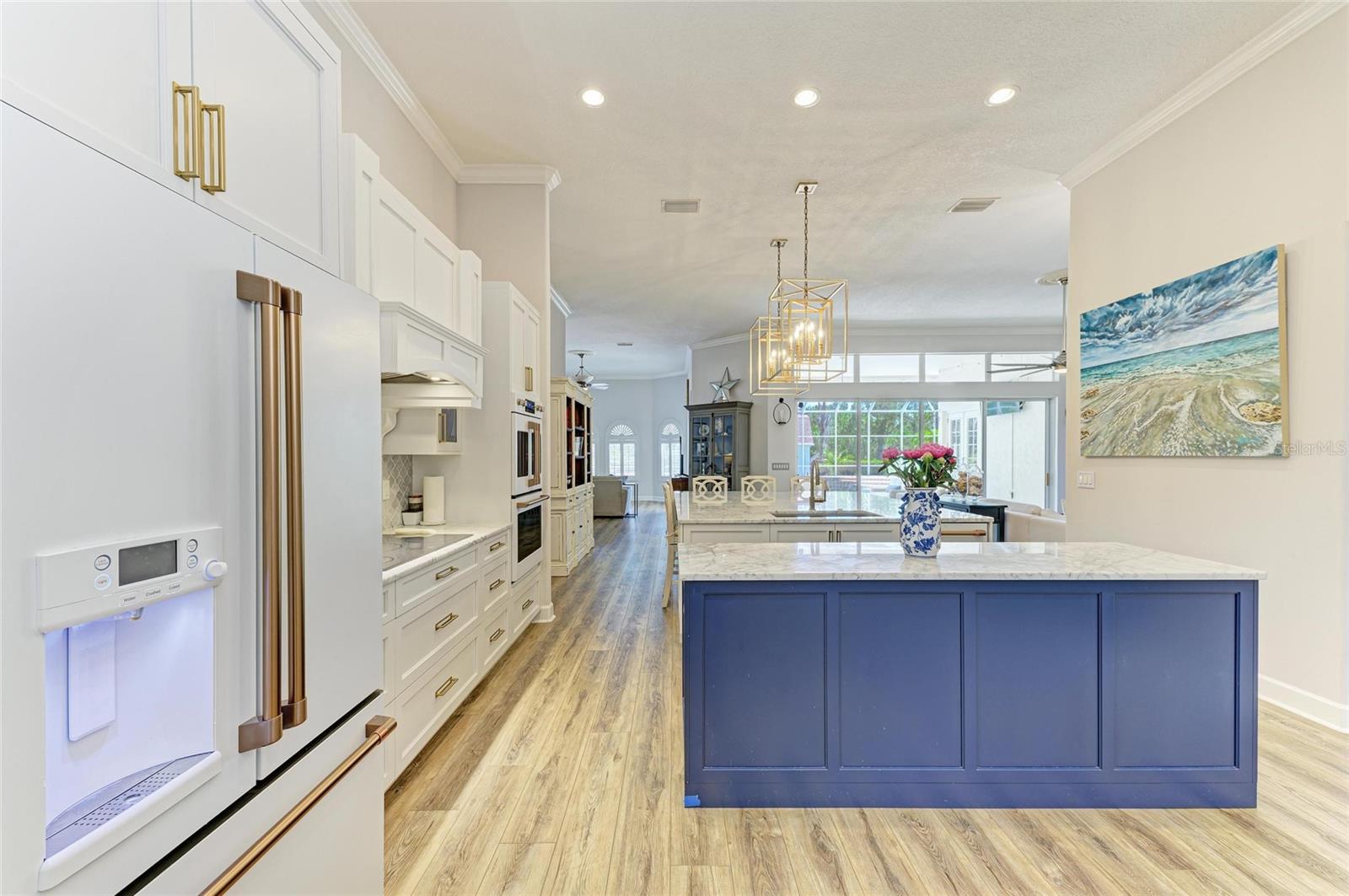 Image 37 of 94 For 20207 71st Avenue E