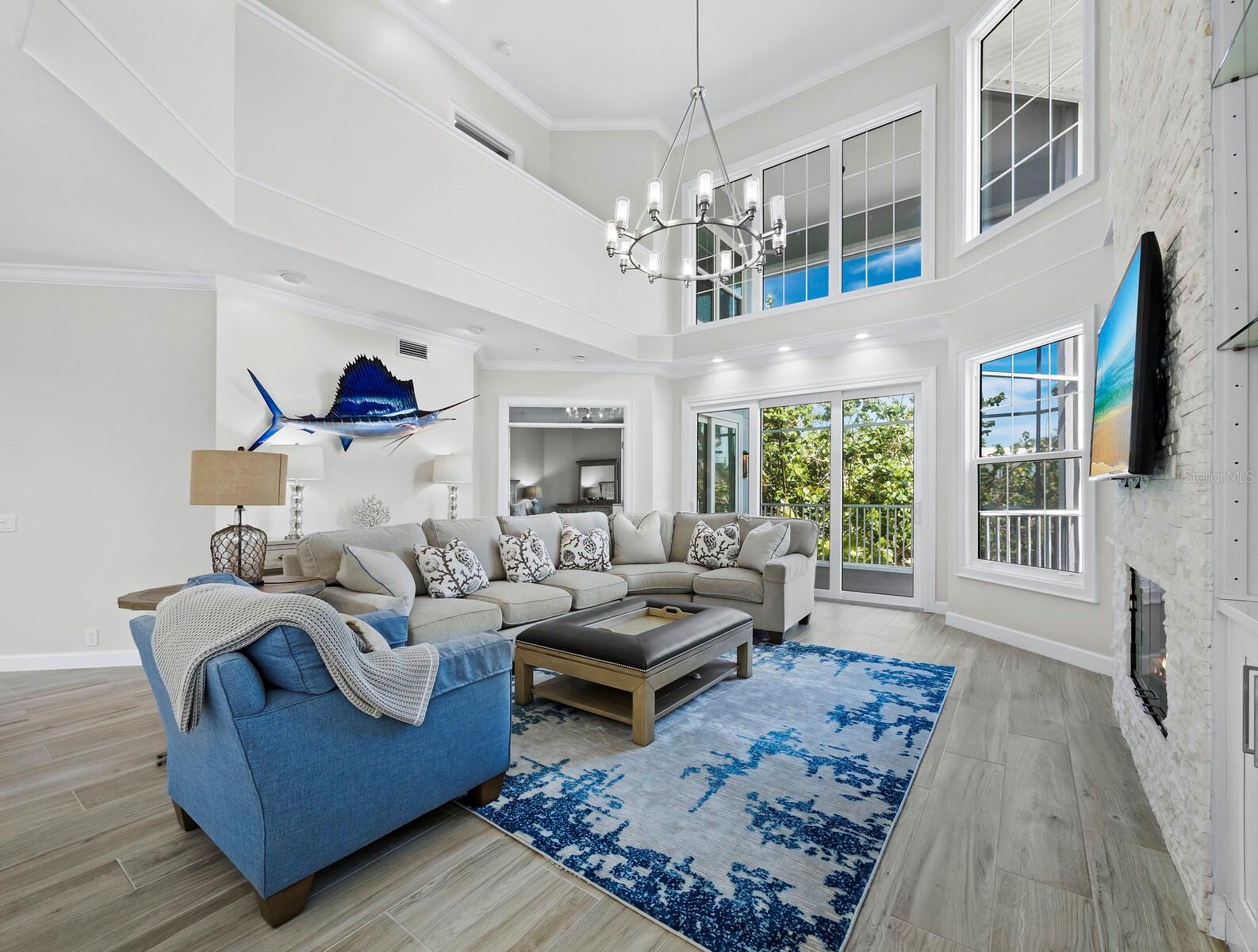 Image 15 of 78 For 3959 Somerset Drive