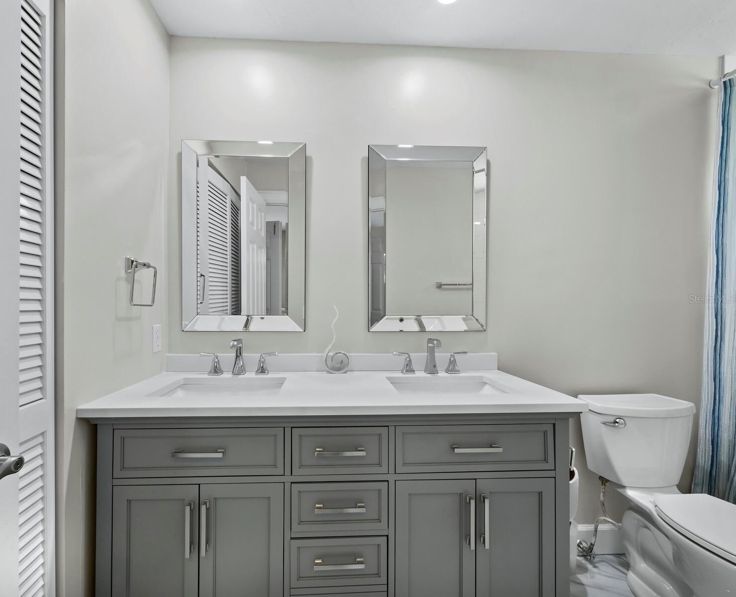 Image 20 of 78 For 3959 Somerset Drive