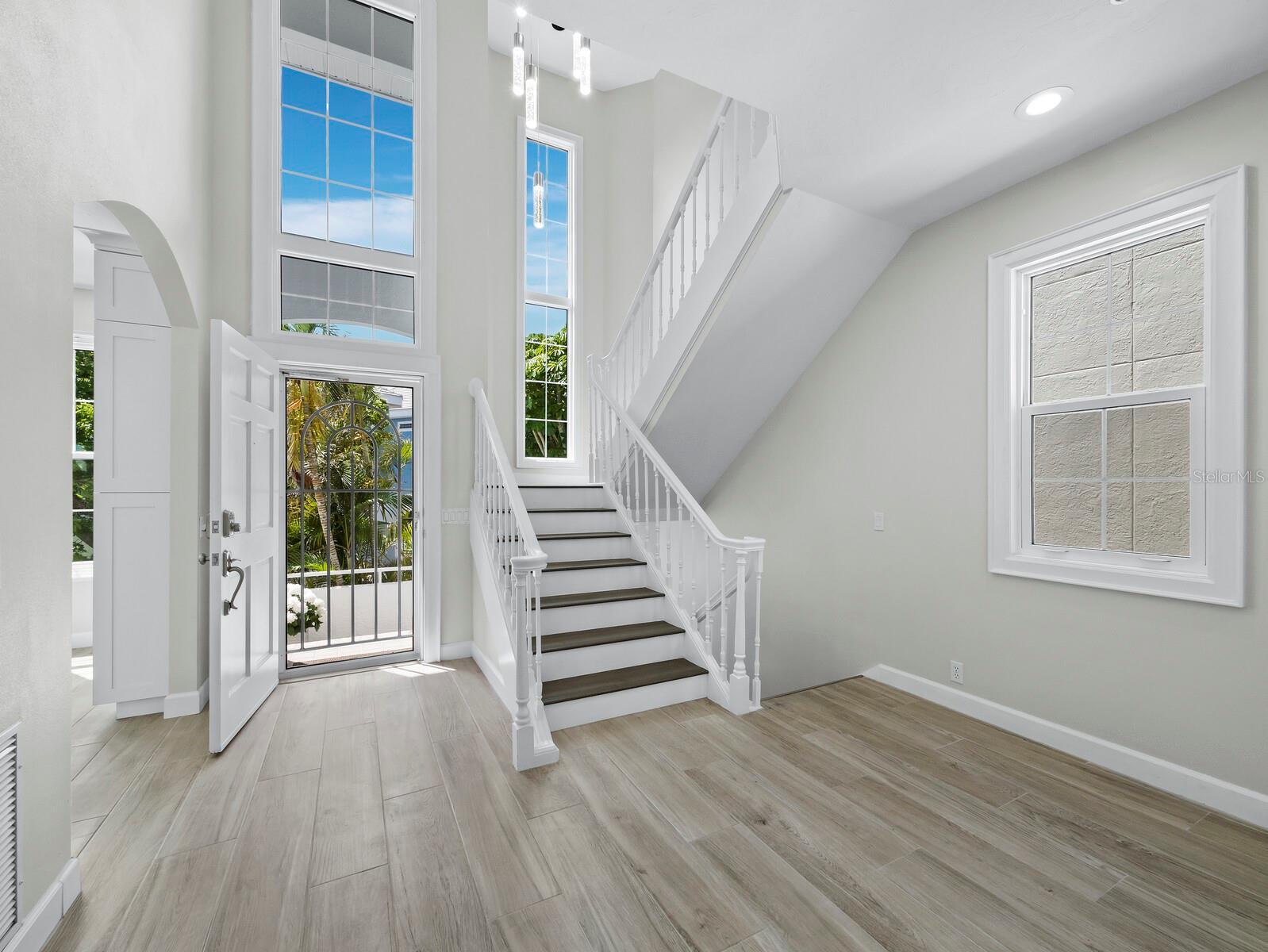 Image 5 of 78 For 3959 Somerset Drive