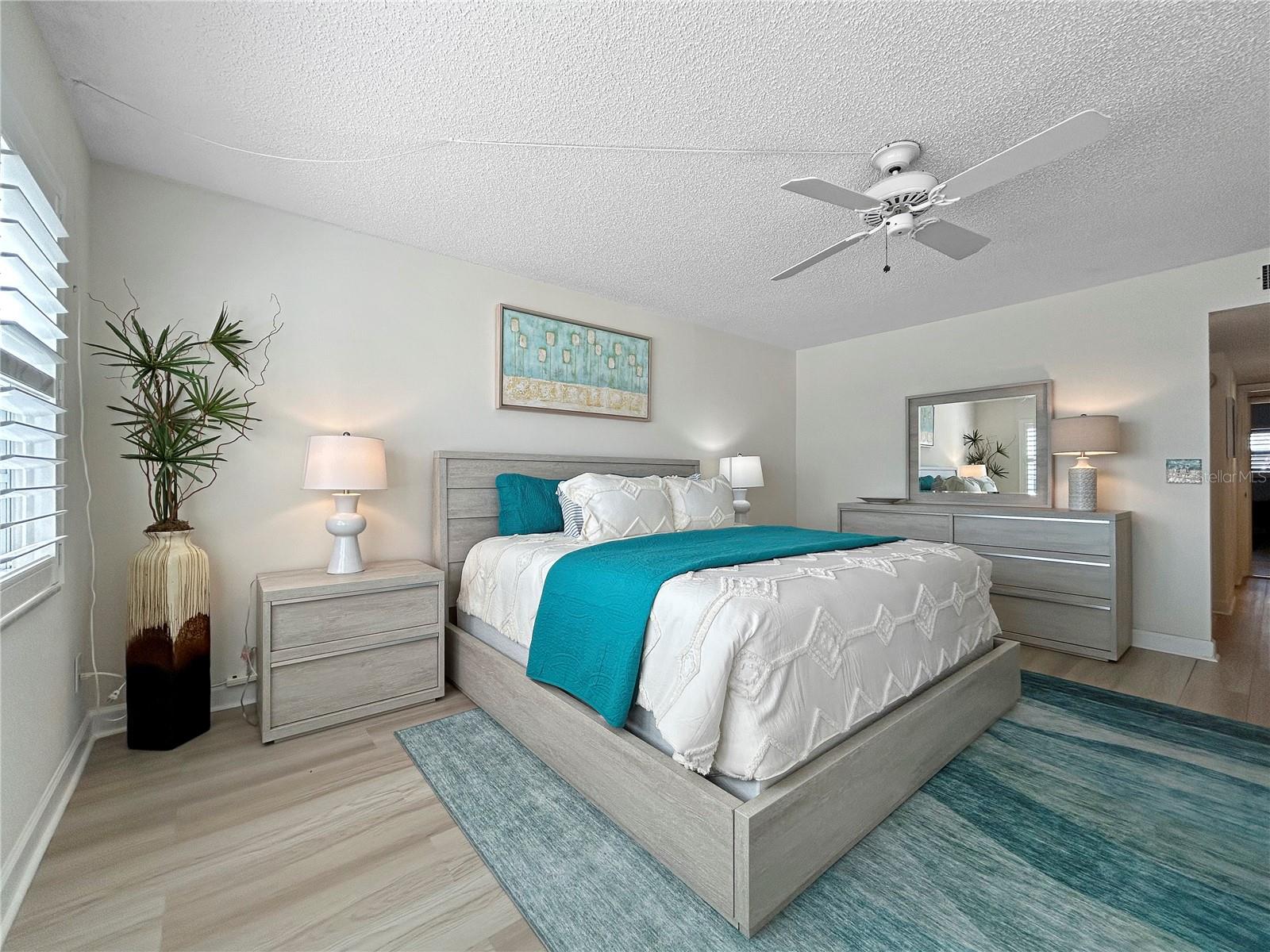 Image 14 of 47 For 4325 Gulf Of Mexico Drive 305