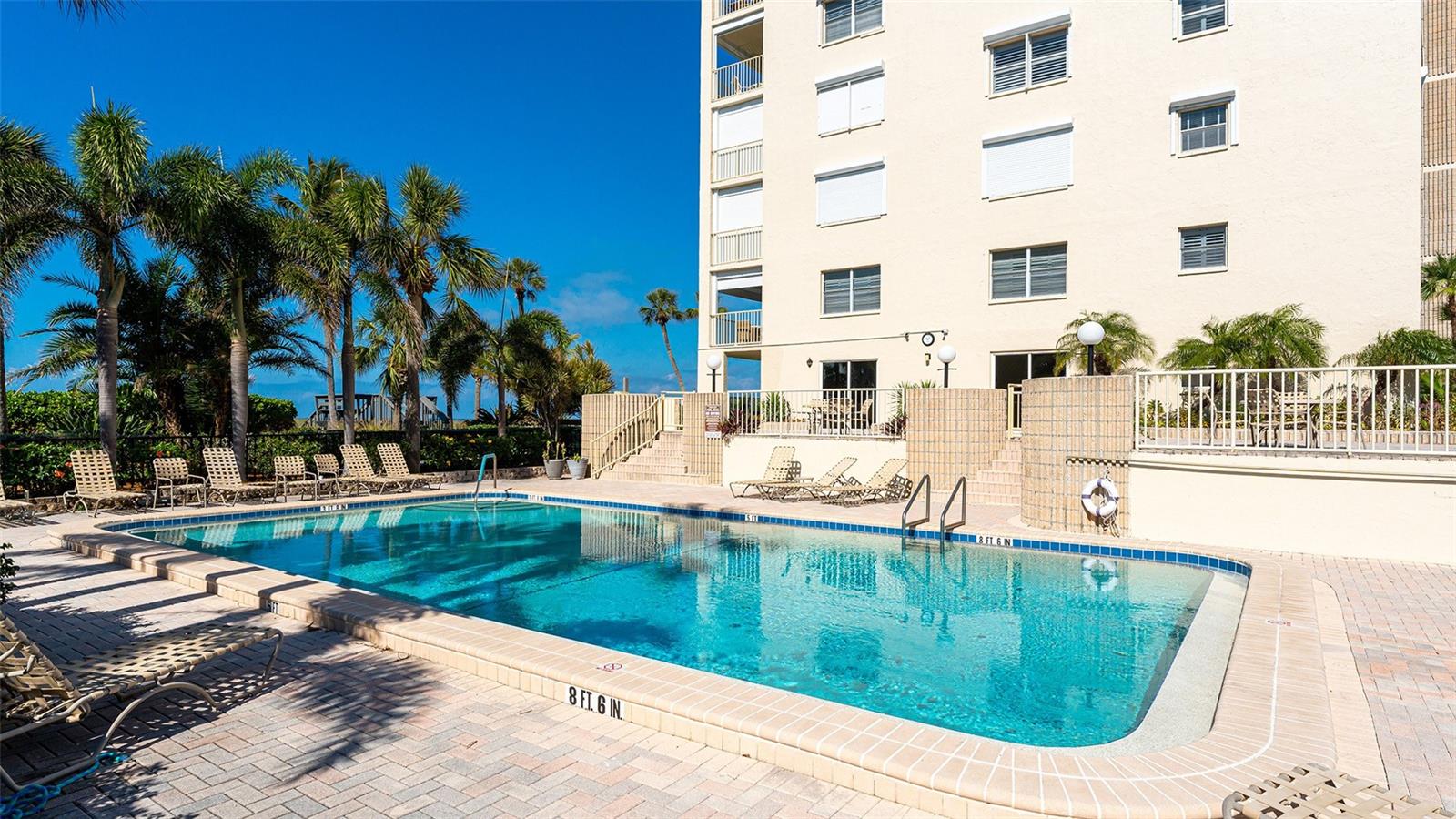 Image 37 of 47 For 4325 Gulf Of Mexico Drive 305
