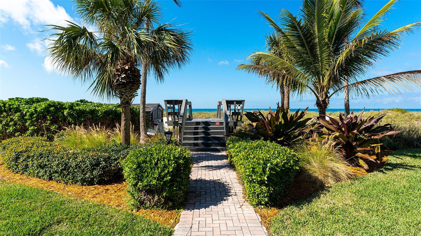 Image 39 of 47 For 4325 Gulf Of Mexico Drive 305