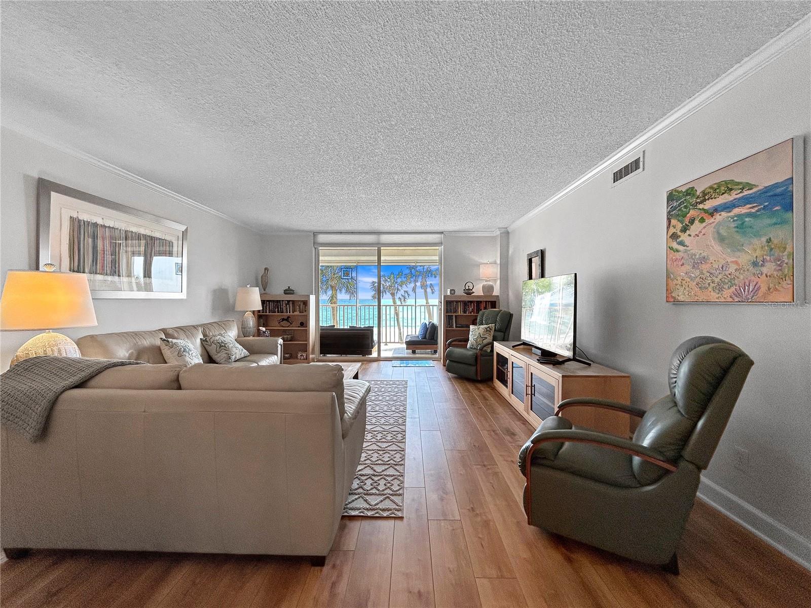 Image 4 of 47 For 4325 Gulf Of Mexico Drive 305