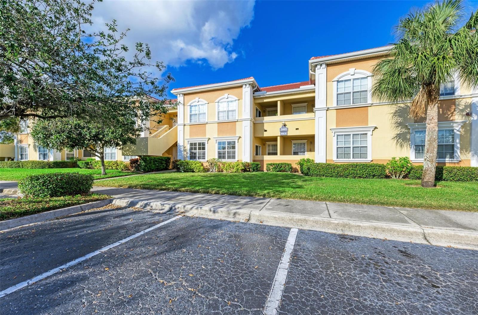 Image 3 of 30 For 3005 Chianti Court 103