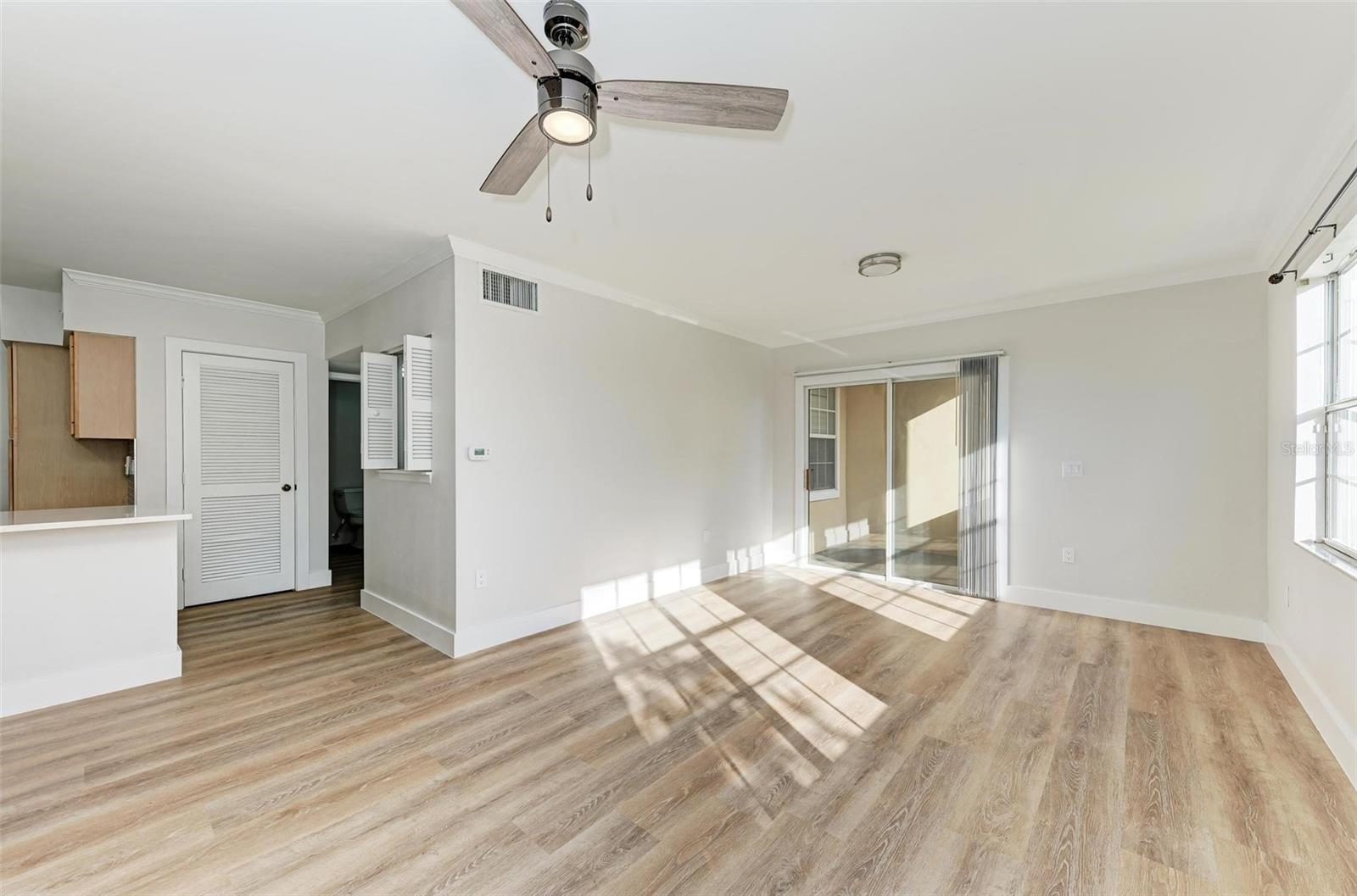 Image 7 of 30 For 3005 Chianti Court 103