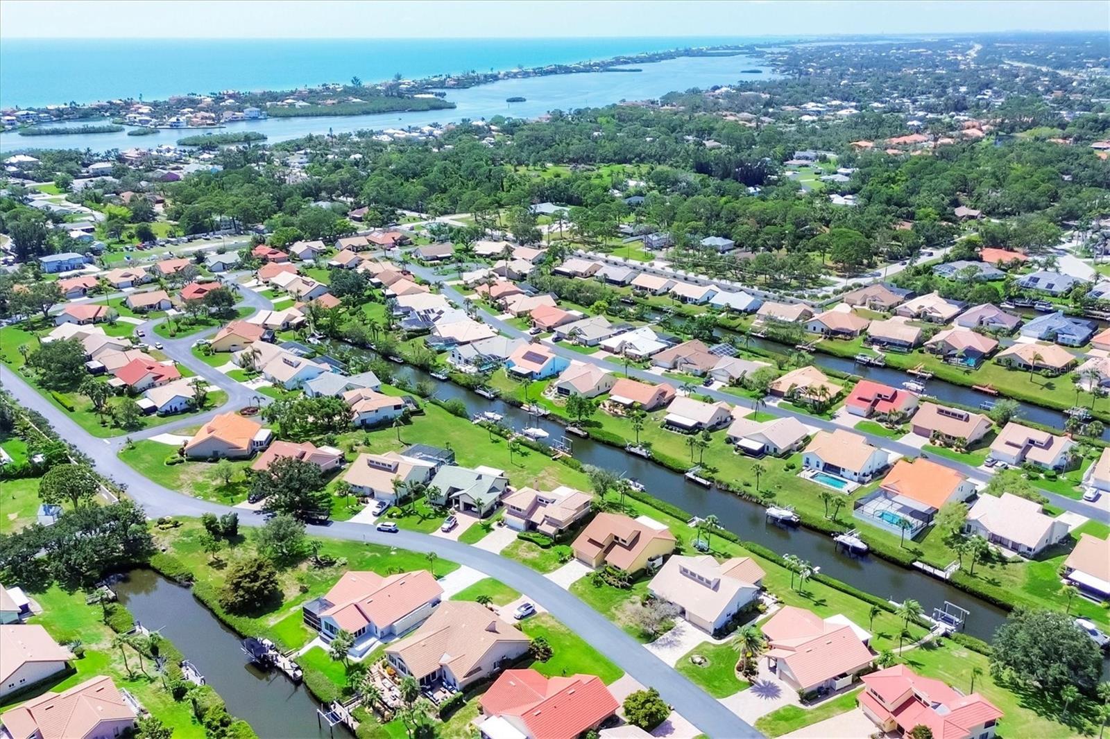 Image 45 of 54 For 175 Inlets Boulevard 175