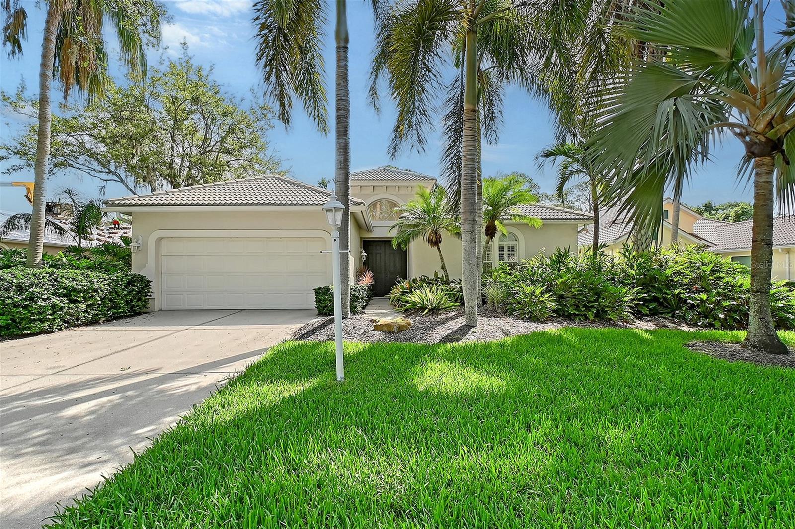Image 2 of 49 For 5839 Los Verdes Court