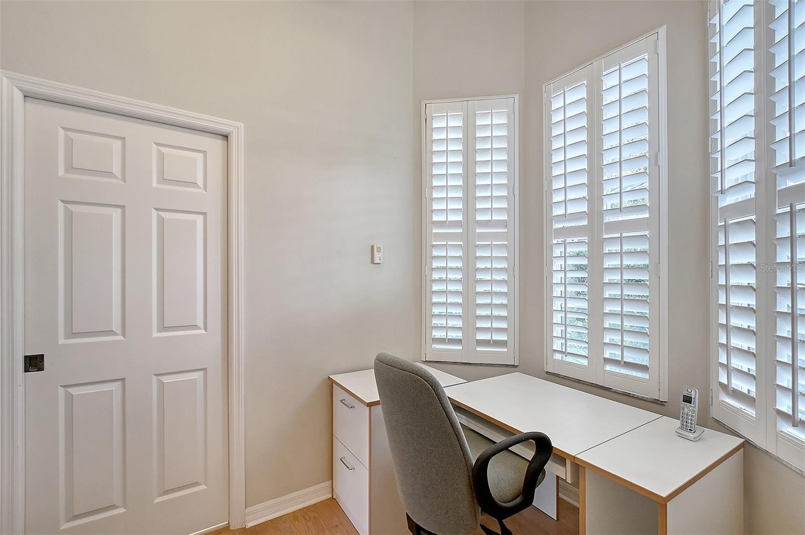Image 34 of 49 For 5839 Los Verdes Court