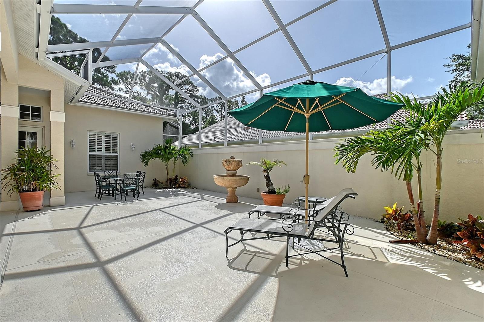 Image 36 of 49 For 5839 Los Verdes Court