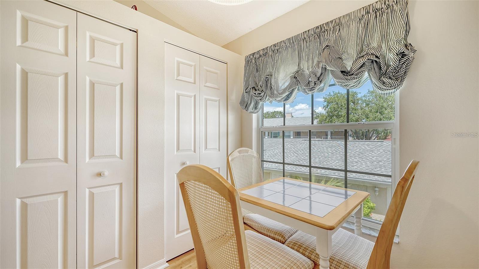Image 18 of 64 For 4211 Caddie Drive E 202