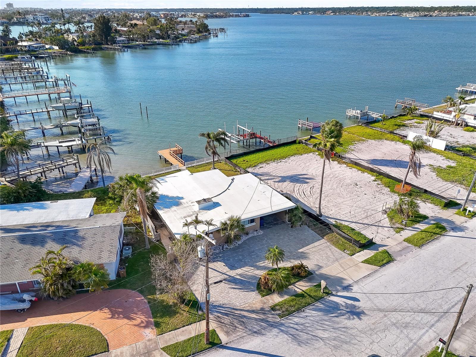 Image 3 of 16 For 15305 Harbor Drive
